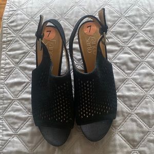 Black suede sandals size 7